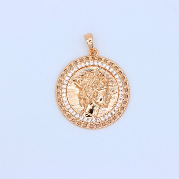 "Rose Gold Coin Pendant with Queen Profile and Iced Border, XPPT1405 - Picture 11 of 13